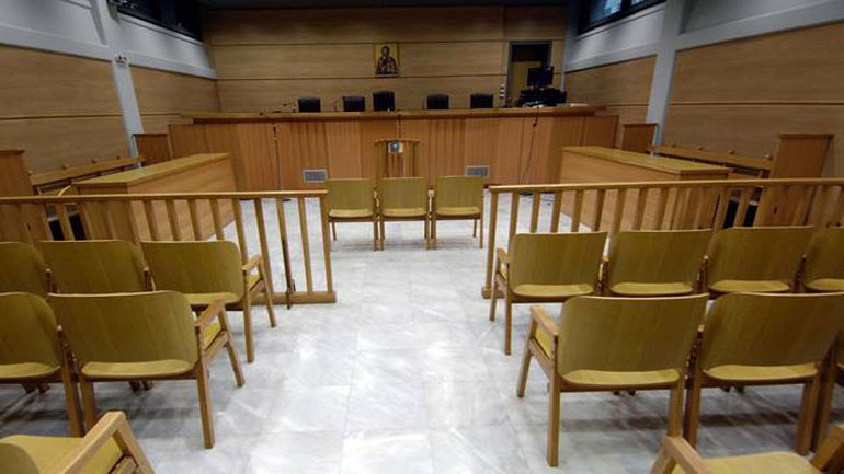 Φυλάκιση 10 μηνών με αναστολή σε μητέρα για κατ’ οίκον εκπαίδευση της 10χρονης κόρης της