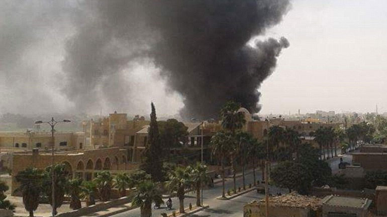 Συρία: Κυβερνητικά αεροσκάφη έπληξαν στόχους του Ισλαμικού Κράτους στη Ράκα