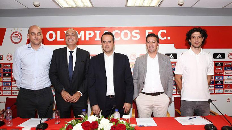 Παρουσιάστηκε ο νέος προπονητής του Ολυμπιακού, Μπέσνικ Χάσι