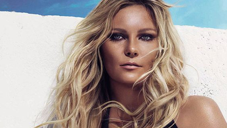 Δες πώς να αποκτήσεις όμορφα κυματιστά μαλλιά σε 5 λεπτά!