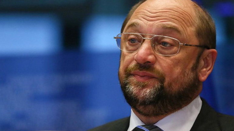 O Σουλτς χάνει έδαφος στους συντηρητικούς της Μέρκελ σύμφωνα με νέα δημοσκόπηση