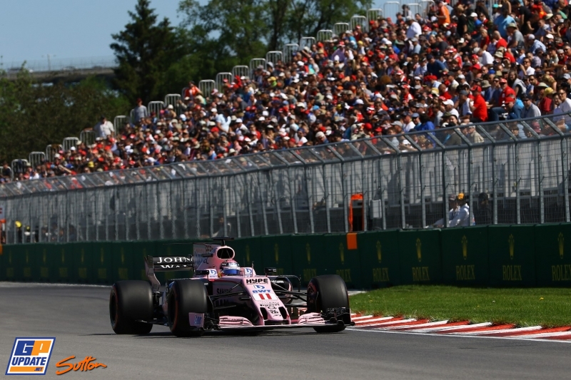 Τα ροζ μονοθέσια της Force India κατάφεραν να τερματίσουν στις θέσεις 5 και 6...