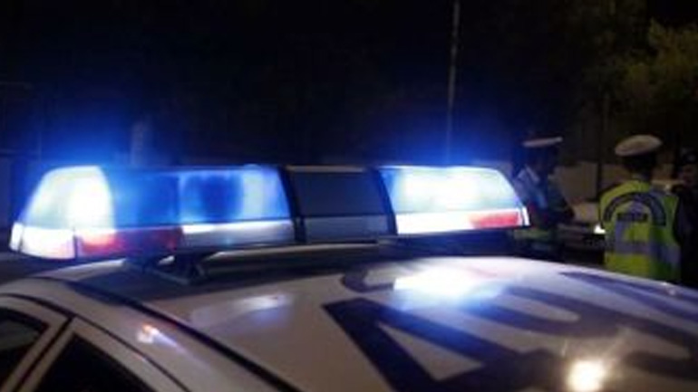 Θεσσαλονίκη: Δύο οχήματα τυλίχτηκαν στις φλόγες