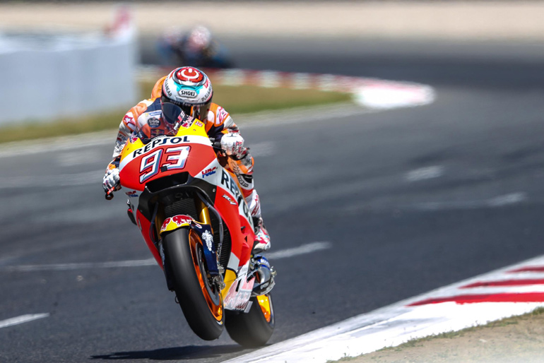 Παρά τις ..επτά πτώσεις του σε ελεύθερα και χρονομετρημένα, ο Marc Μarquez πήρε τη 2η θέση και ανέπνευσε βαθμολογικά