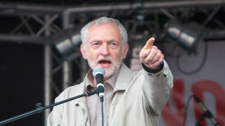 Βρετανία: Νέες εκλογές εντός του 2017 ή στις αρχές του 2018 προβλέπει ο Κόρμπιν