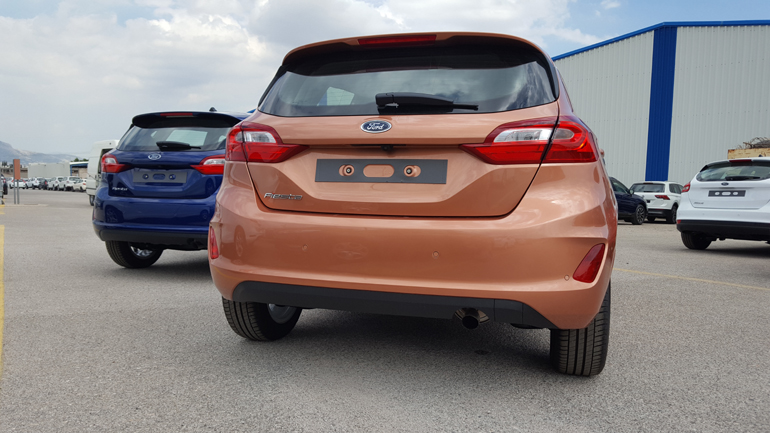 Η πίσω όψη του Fiesta, σαφώς πιο δυναμική σε σχέση με την απερχόμενη γενιά