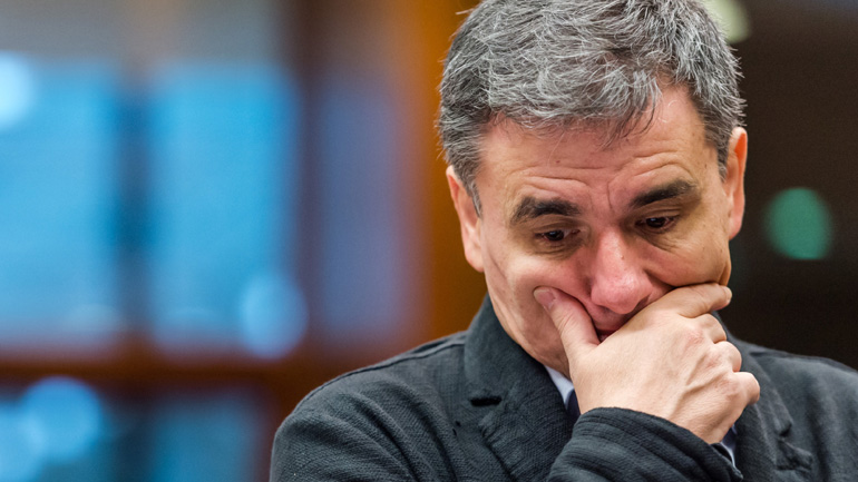 Εκνευρισμοί στο Μαξίμου και φλυαρία στα πολιτικά καφενεία