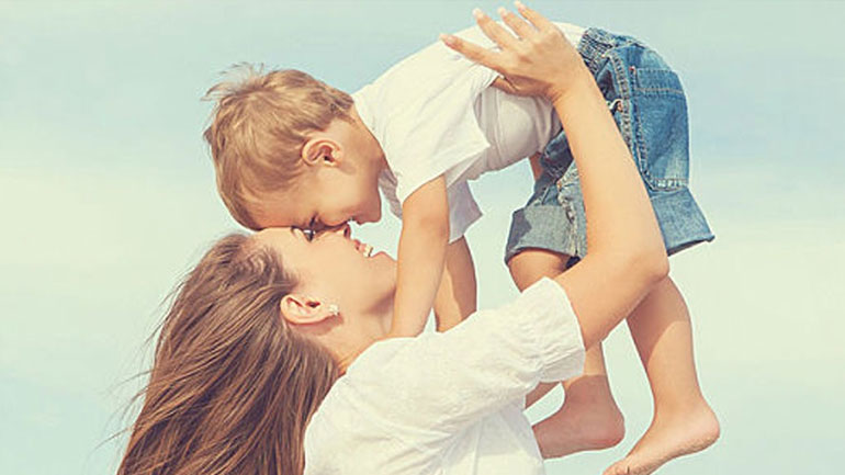 Πώς θα αποτρέψετε τη σχέση εξάρτησης γιου-μάνας