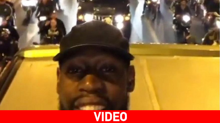 Ο Γκιστ στην οροφή του πούλμαν!