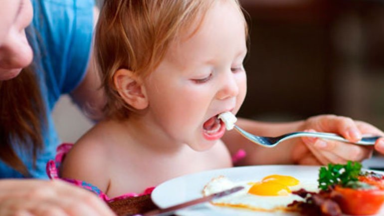 Πόσο σημαντικό είναι το αβγό στην ανάπτυξη των μικρών παιδιών;