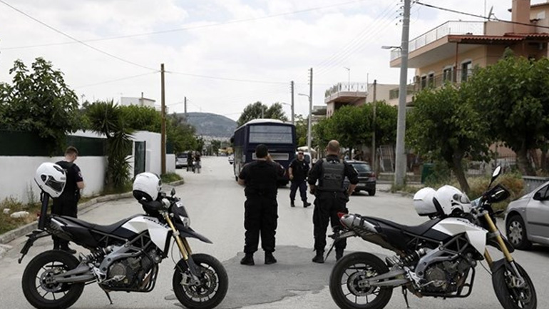 Εμπλοκή με την απόφαση για την ποινή του 23χρονου υπόπτου Εμπλοκή με την απόφαση για την ποινή του 23χρονου υπόπτου