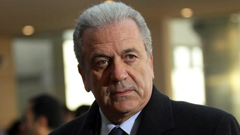 Αβραμόπουλος: Με εντολή Γιούνκερ εξετάζονται όλες οι δυνατότητες στήριξης των κατοίκων της Λέσβου