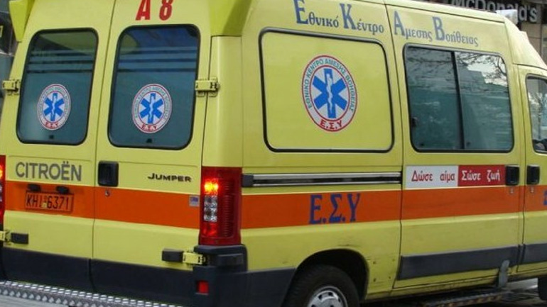 Ιωάννινα: Αυτοκίνητο  καρφώθηκε σε δέντρο – Νεκρός ο οδηγός