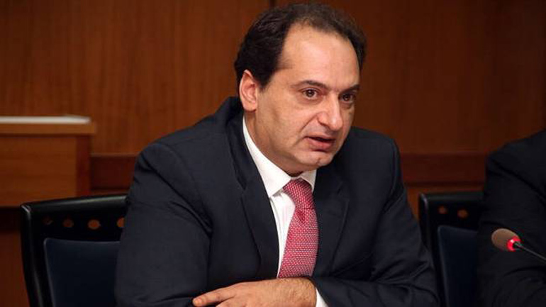 Ο Χρ. Σπίρτζης ζητεί την παράμεβαση του Αρείου Πάγου “για τους σεισμολόγους που σπέρνουν τον πανικό” Ο Χρ. Σπίρτζης ζητεί την παράμεβαση του Αρείου Πάγου “για τους σεισμολόγους που σπέρνουν τον πανικό”