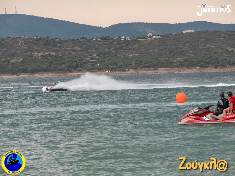 Για να μπορέσεις να ανταποκριθείς στους αγώνες Jet Ski θα πρέπει να έχεις πολύ καλή φυσική κατάσταση