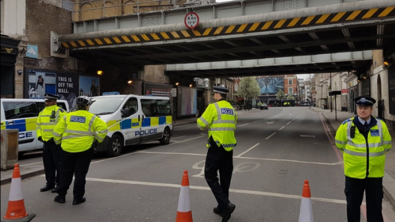 Συναγερμός στο Βερολίνο – Εντοπίστηκε ύποπτη βαλίτσα