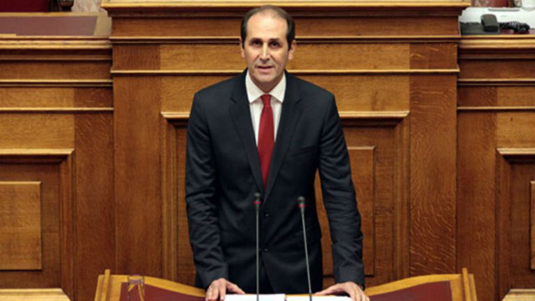 Απόστολος Βεζυρόπουλος: «Επιβλήθηκαν κατασχέσεις σε 906.101 πολίτες»