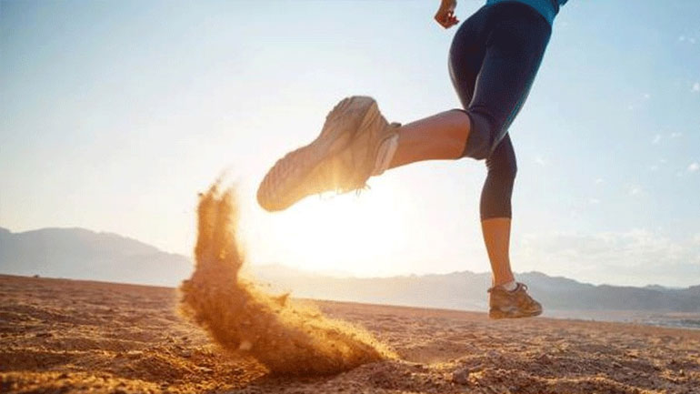 Πώς να γυμναστείτε με ασφάλεια τους ζεστούς μήνες