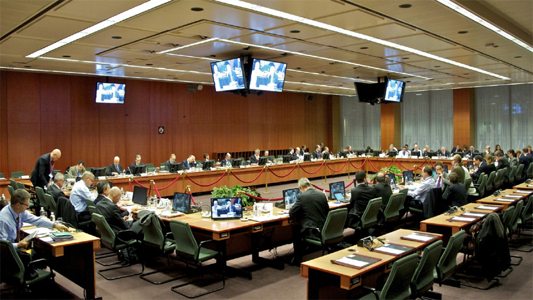 Eurogroup: Άρχισε το παζάρι για μεγαλύτερη δόση
