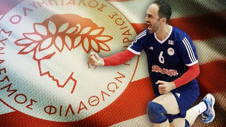 Bόλεϊ: Παρέμεινε στον Ολυμπιακό ο Στεφάνου