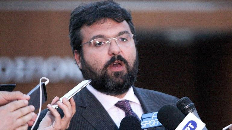 Στο αυτόφωρο όσοι συλλαμβάνονται για επεισόδια στα γήπεδα Στο αυτόφωρο όσοι συλλαμβάνονται για επεισόδια στα γήπεδα