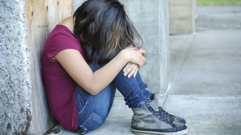 Ανήλικη μήνυσε τη μητέρα της για βία και εξύβριση