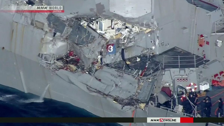 Ιαπωνία: Επτά αγνοούμενοι μετά τη σύγκρουση αμερικανικού αντιτορπιλικού με πλοίο μεταφοράς εμπορευματοκιβωτίων