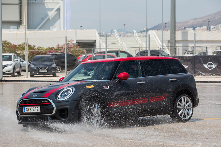 Γι' ακόμα μία φορά η MINI μας έφερε πιο κοντά... (βλέπε παρουσίαση μοντέλων John Cooper Works)