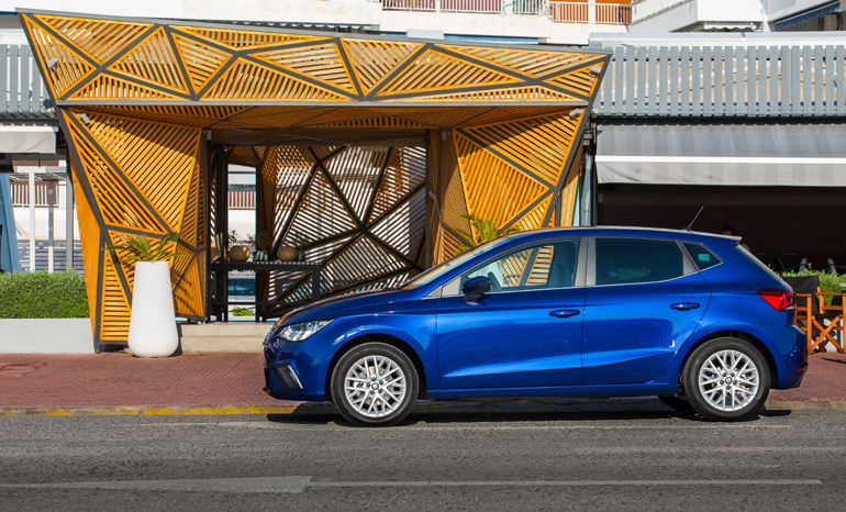 Το μήκος του ισπανικού μοντέλου ξεπερνά οριακά τα 4 μέτρα