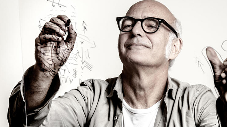 Ο Λουντοβίκο Εϊνάουντι για δύο εμφανίσεις στο Ηρώδειο