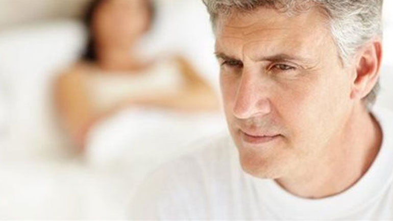 Πέντε αίτια της στυτικής δυσλειτουργίας που δεν σχετίζονται με την ηλικία