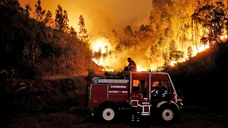 Βοήθεια στέλνει η Ελλάδα στην Πορτογαλία