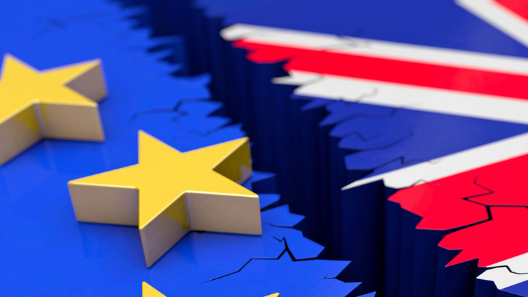 Μπαρνιέ: Ξεκινάμε τις διαπραγματεύσεις για την αποχώρηση της Βρετανίας από την Ε.Ε.
