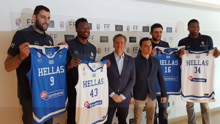 Μπάσκετ: Πραγματοποιήθηκε η παρουσίαση της νέας φανέλας των ανδρών