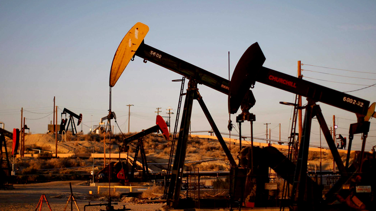 Σε ελεύθερη πτώση ο μαύρος χρυσός