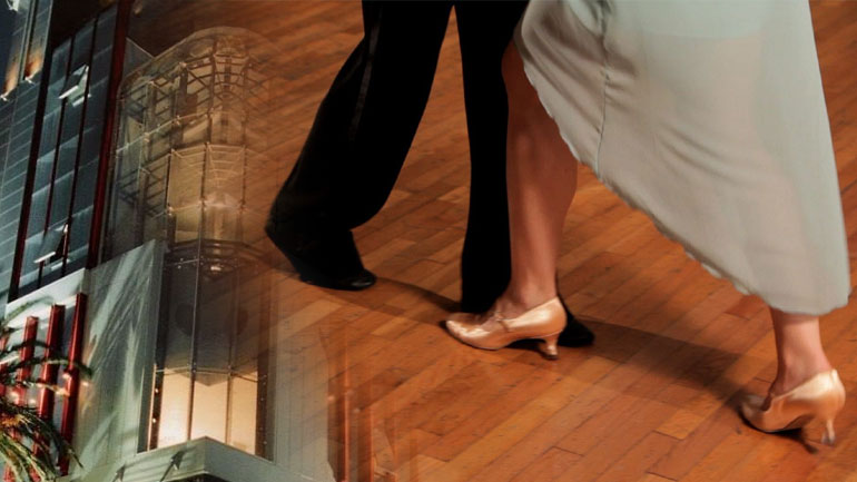 «Χορεύουμε;» @ Γυάλινο Μουσικό Θέατρο