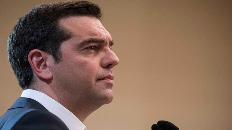 «Ανοίγουμε παράθυρα ελπίδας μέσα στο σκοτάδι του ευρωπαϊκού κατεστημένου» τονίζει ο Τσίπρας