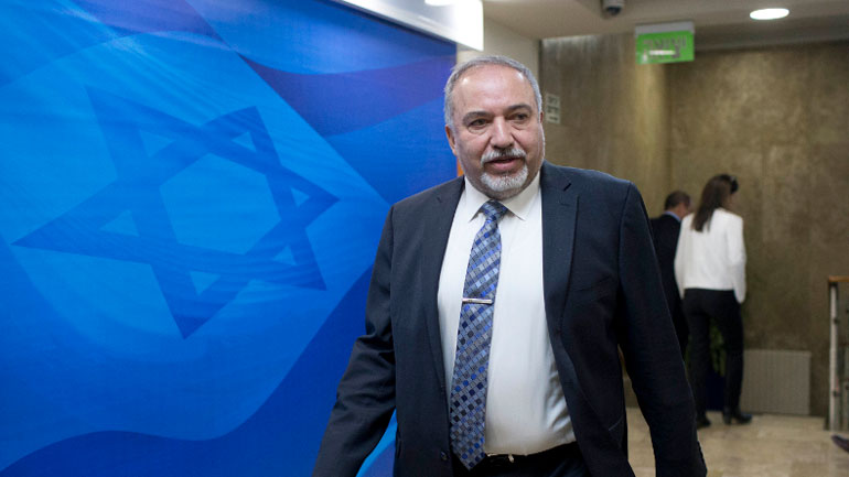 Ισραήλ: Ο υπ. Άμυνας κατηγόρησε τον Αμπάς ότι ωθεί τη Χαμάς σε πόλεμο εναντίον του εβραϊκού κράτους