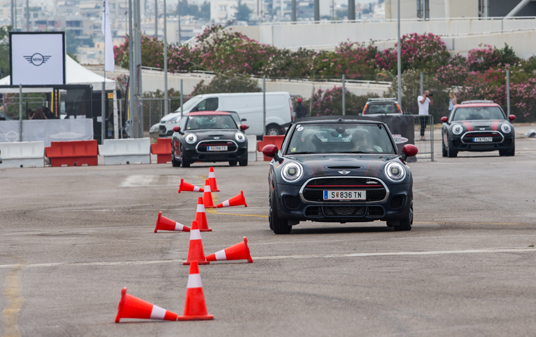 Αυτή είναι η δοκιμασία σλάλομ...
