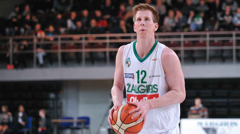 Στο στόχαστρο του Ολυμπιακού ο Μότουμ