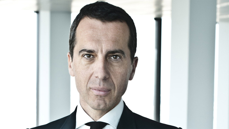 Να δείξουν ευρωπαϊκή αλληλεγγύη προτρέπει την Τσεχία και τη Σλοβακία ο Κρίστιαν Κερν