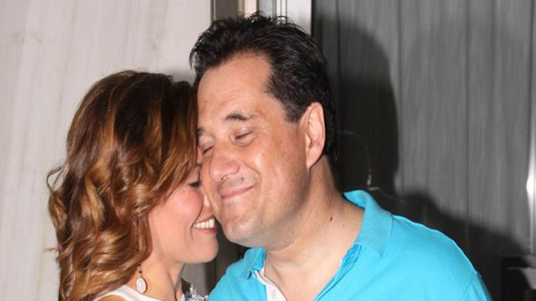 Ευγενία Μανωλίδου: Η συγκινητική αφιέρωση στον Άδωνι για τα 15 χρόνια μαζί!