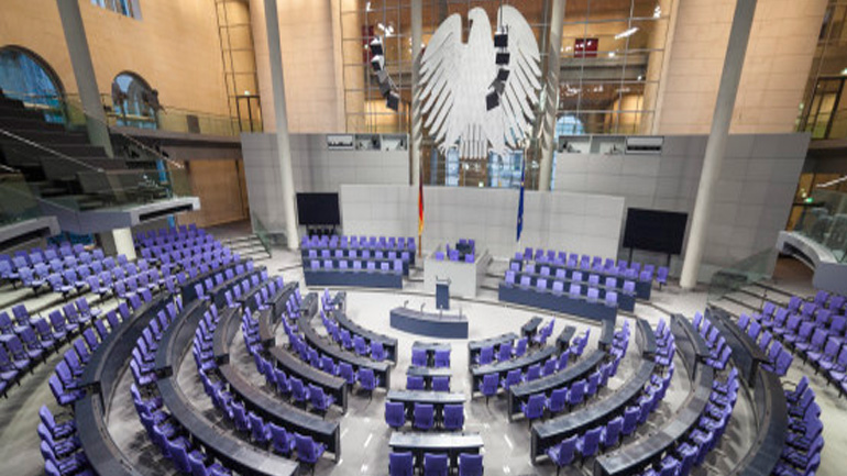 H Μπούντεσταγκ τάχθηκε υπέρ της διακοπής της χρηματοδότησης του NPD