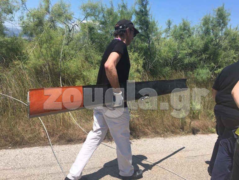 Κομμάτι από τον κατεστραμμένο έλικα