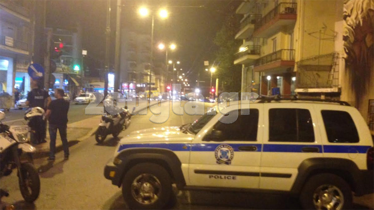 Αστυνομική επιχείρηση σύλληψης ενόπλου στο κέντρο της Αθήνας
