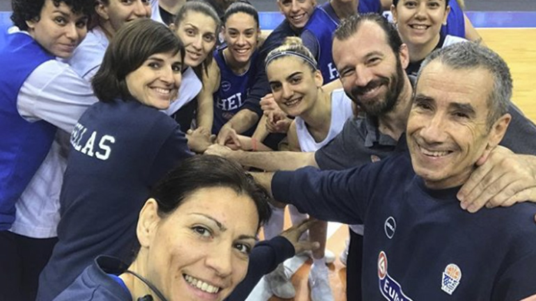 «Ένας για όλους και όλοι για έναν»