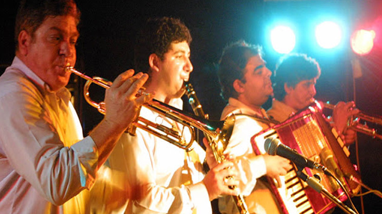 Τα φημισμένα Χάλκινα της Γουμένισσας ενθουσίασαν το κοινό του 26ου Φεστιβάλ Ναυπλίου Τα φημισμένα Χάλκινα της Γουμένισσας ενθουσίασαν το κοινό του 26ου Φεστιβάλ Ναυπλίου