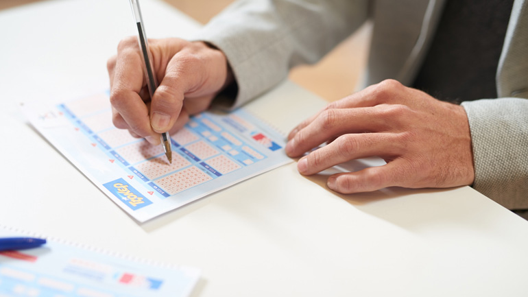 Καύσωνας εκατομμυρίων στο ΤΖΟΚΕΡ- Απόψε μοιράζει τουλάχιστον 5,7 εκατομμύρια ευρώ