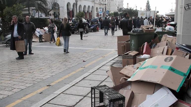 Συνεχίζεται μέχρι την Πέμπτη η απεργία των συμβασιούχων στην καθαριότητα
