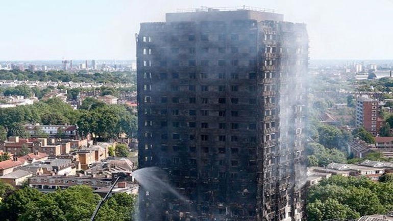 Βρετανία: Οι ασφαλιστικές εταιρείες είχαν προειδοποιήσει την κυβέρνηση τον Μάιο για τον κίνδυνο πυρκαγιάς σε ουρανοξύστες